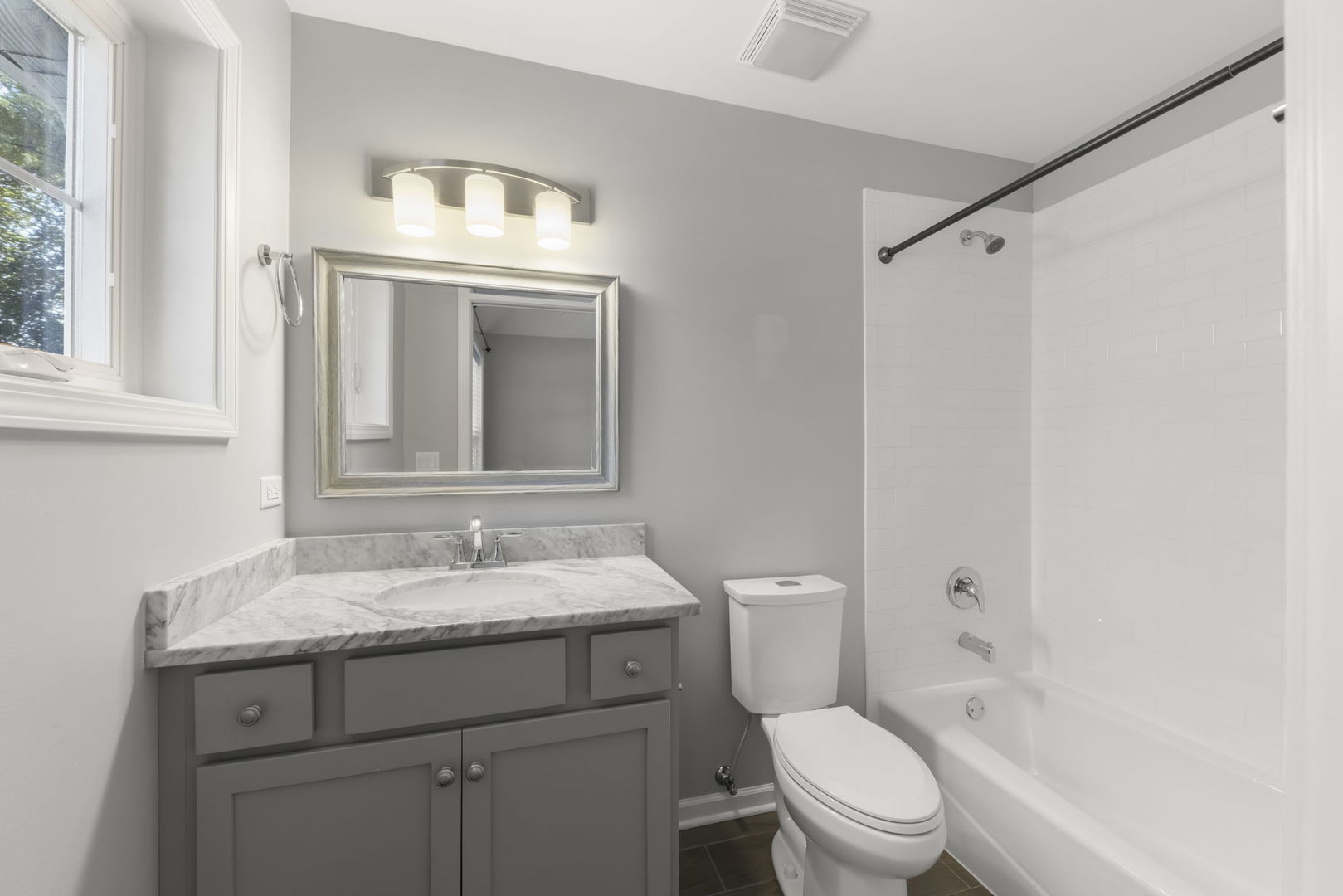 799 Hill Avenue Property Photo 32