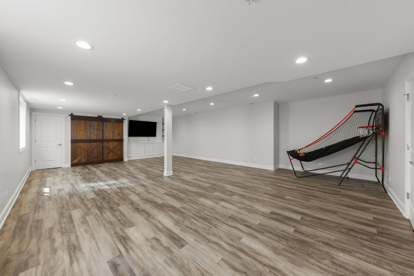 799 Hill Avenue Property Photo 36