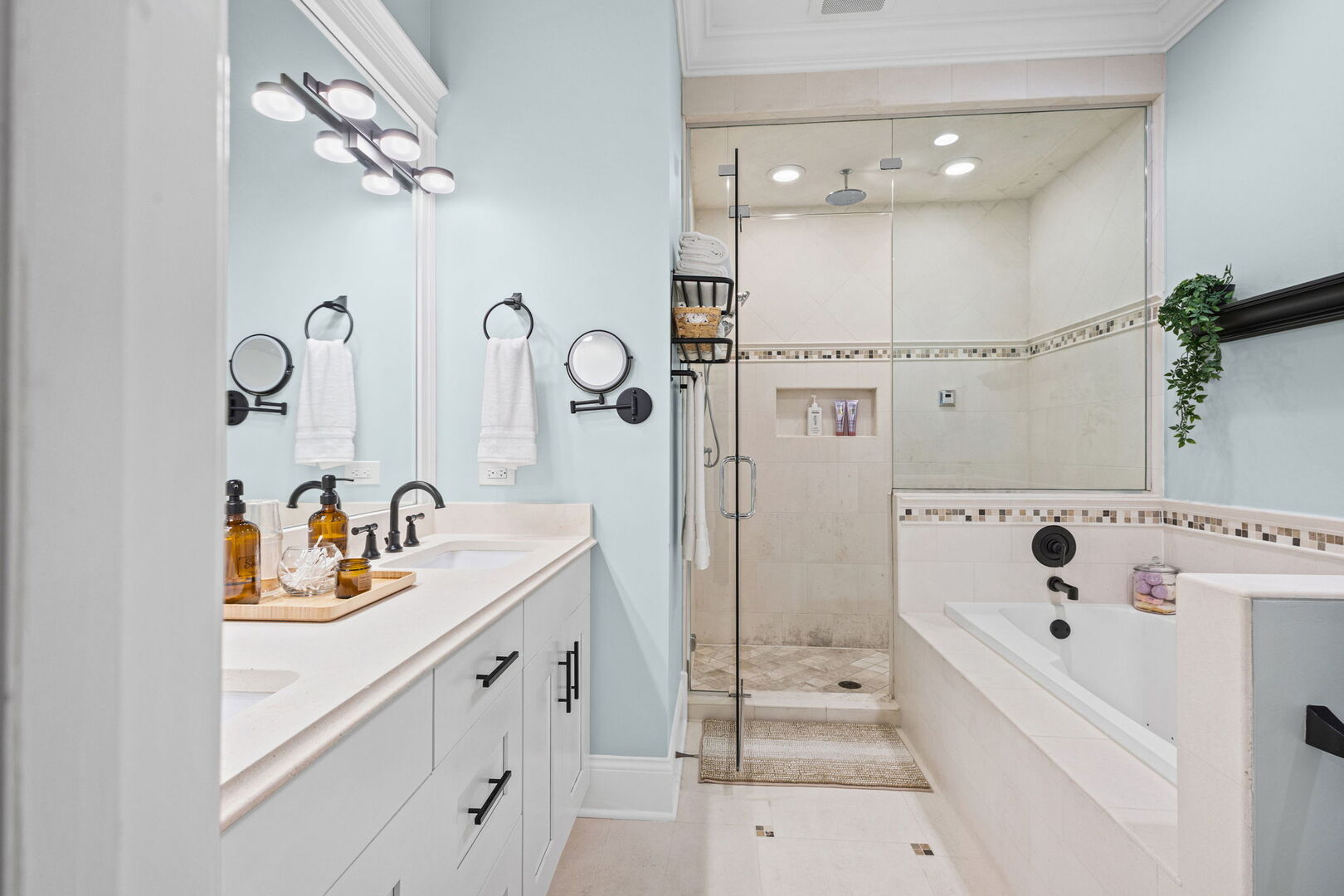 3340 N Kenmore Avenue 3 Property Photo 22