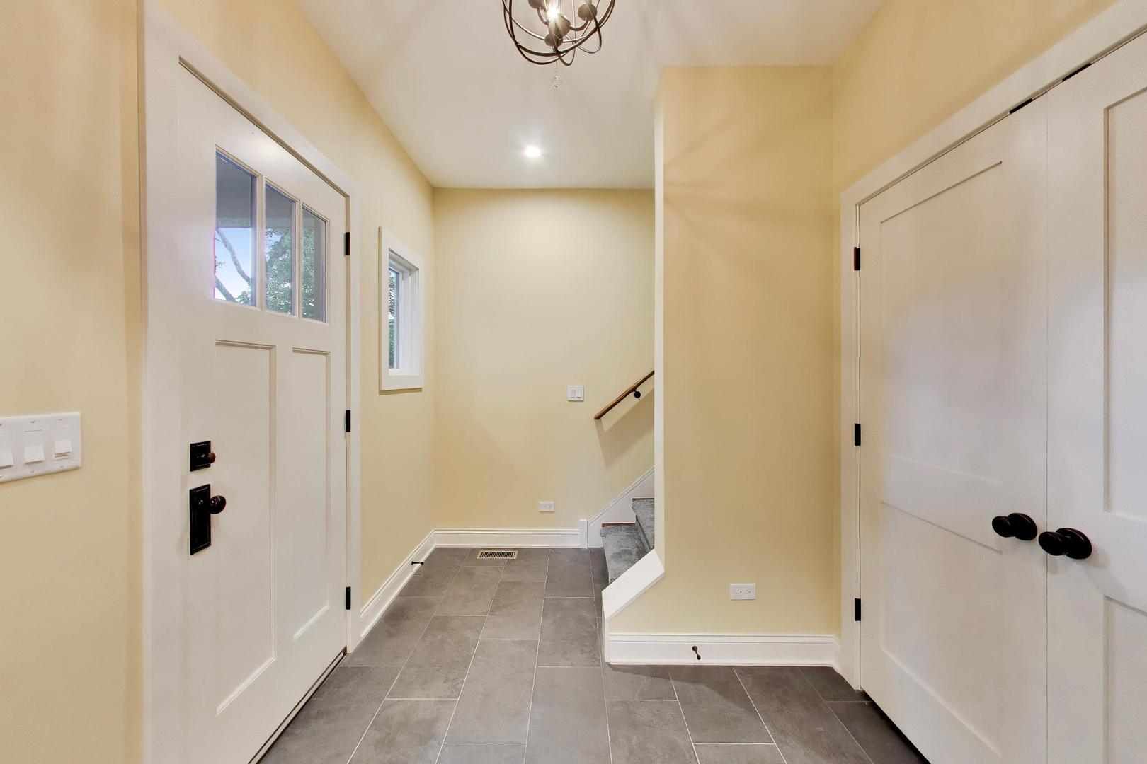 3228 W Warner Avenue Property Photo 2