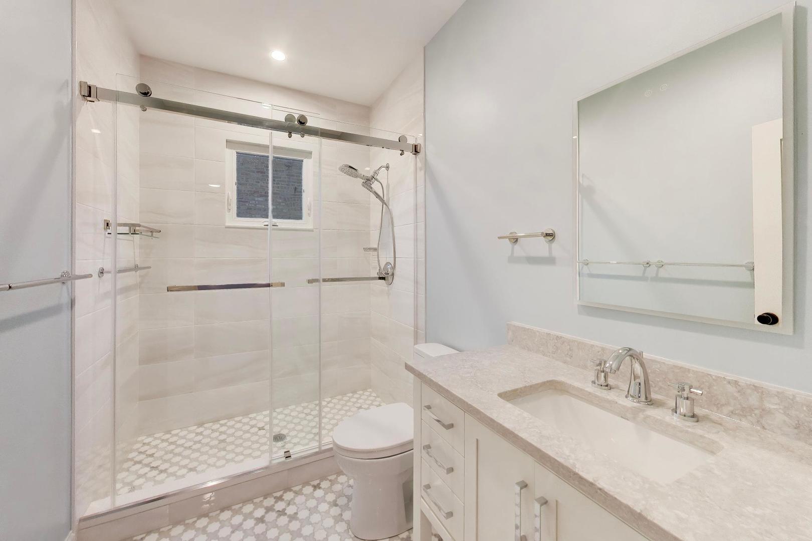 3228 W Warner Avenue Property Photo 19