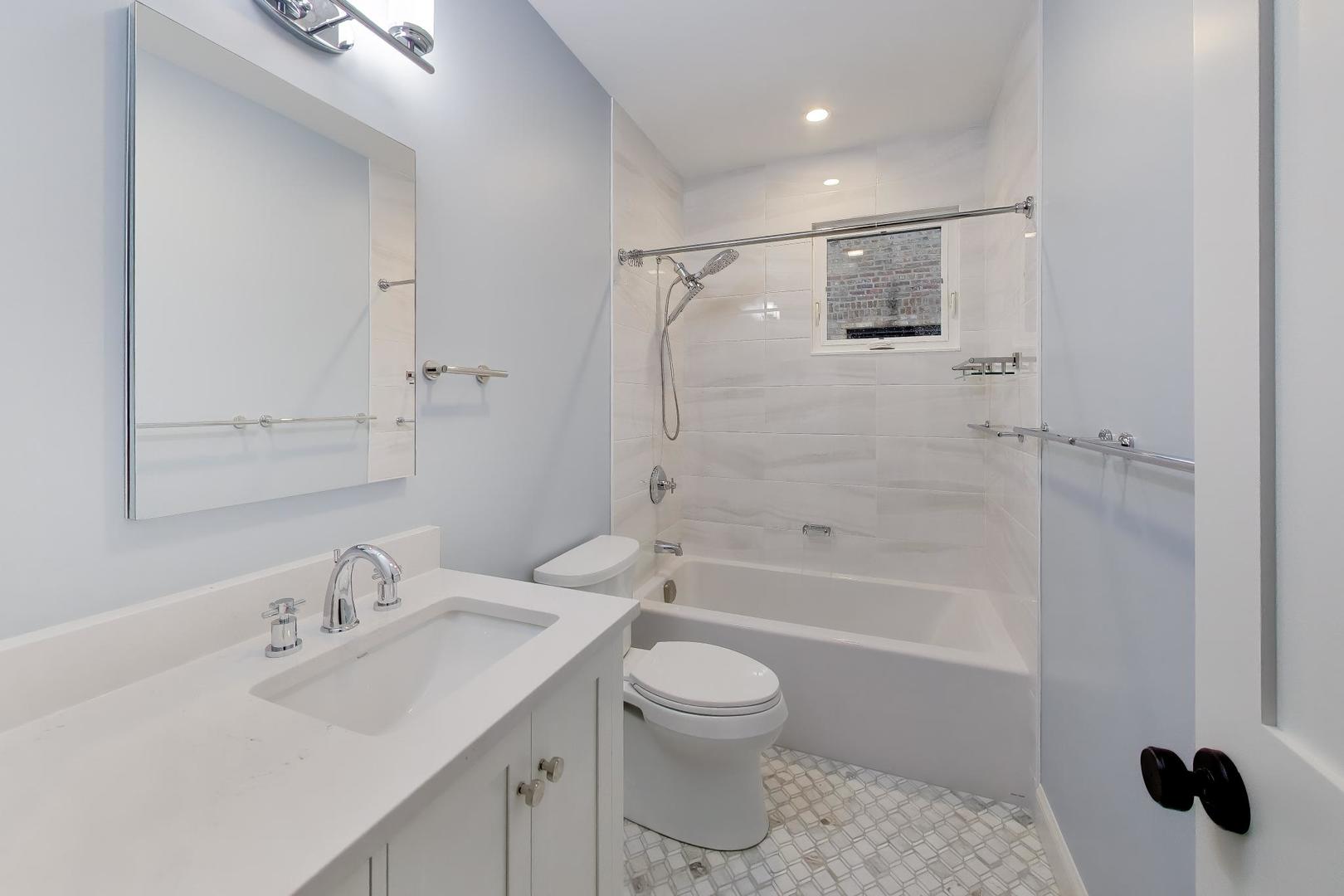 3228 W Warner Avenue Property Photo 21