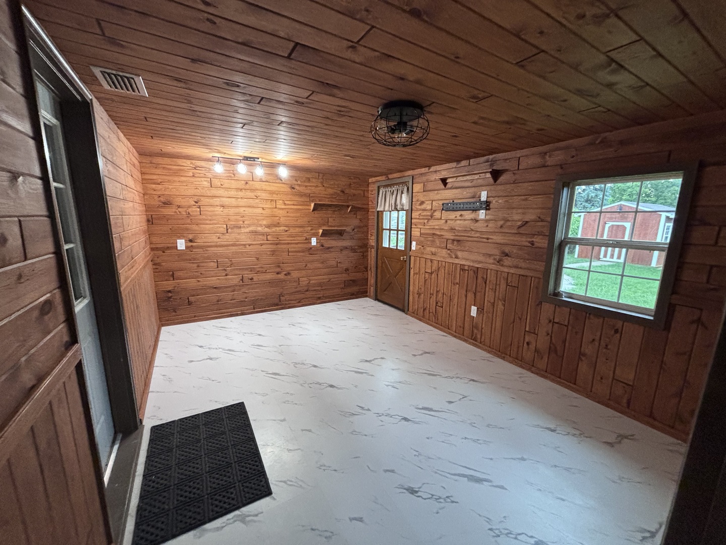 322 Hillside Drive Property Photo 17