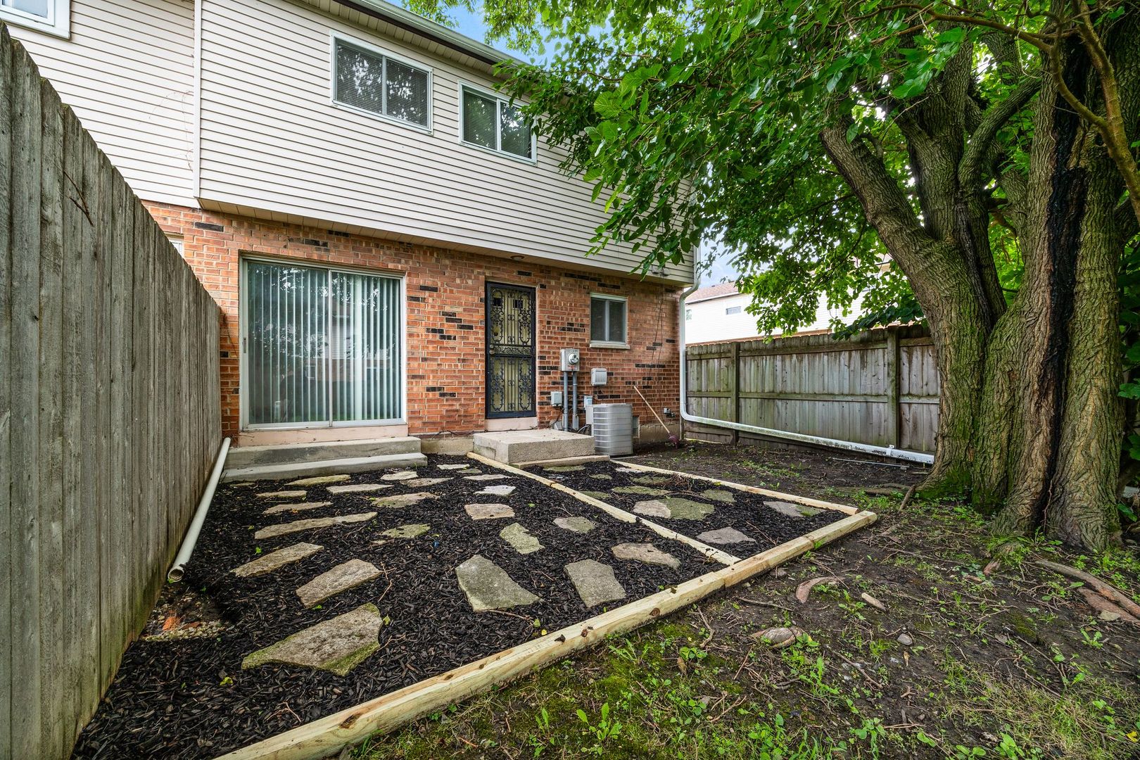 3041 St. Ives Court Property Photo 23