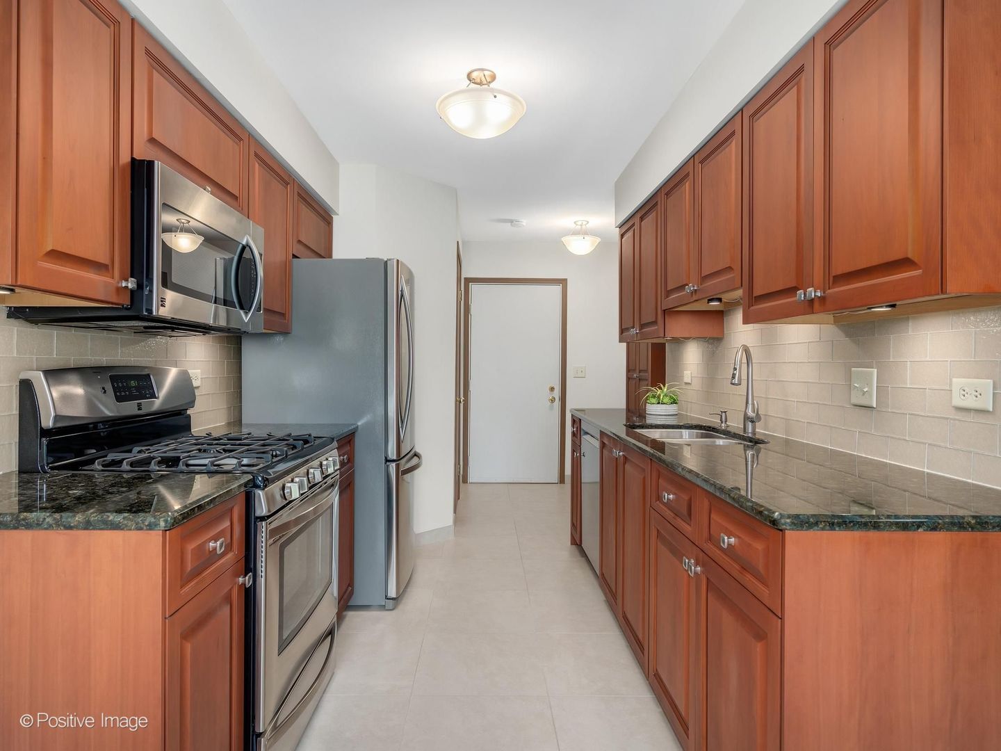 7926 Stewart Drive Property Photo 9