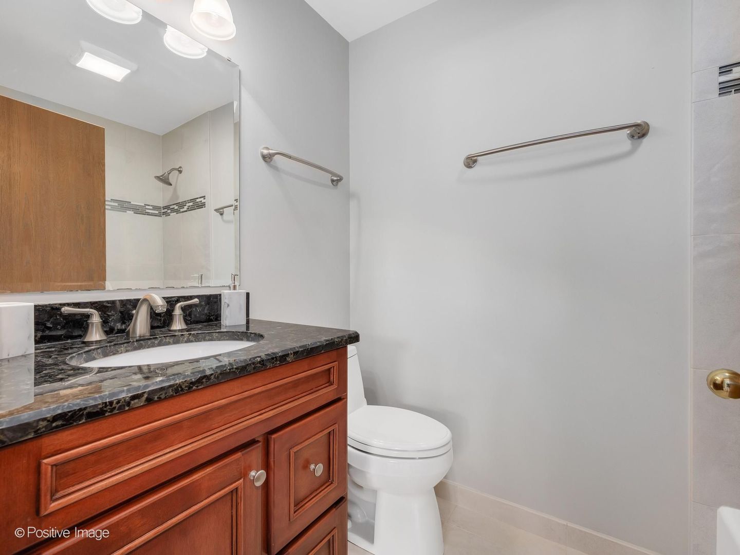 7926 Stewart Drive Property Photo 14