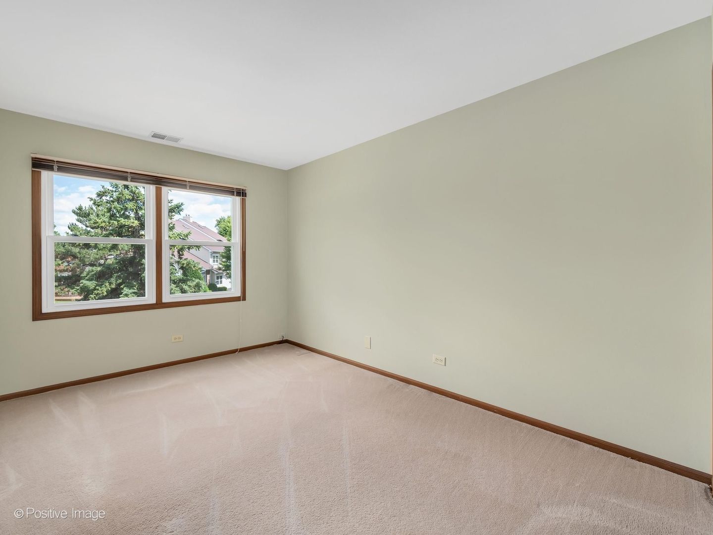 7926 Stewart Drive Property Photo 17