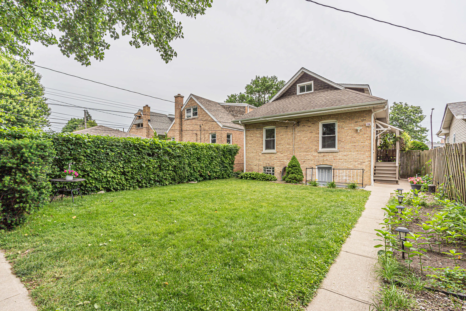 5830 N Nagle Avenue Property Photo 29