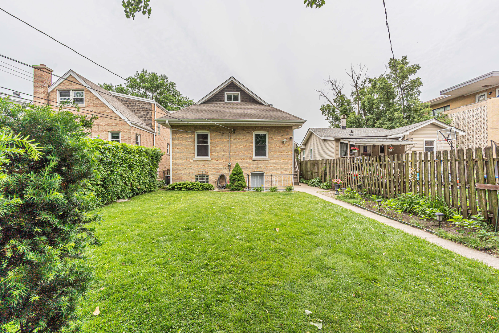 5830 N Nagle Avenue Property Photo 31