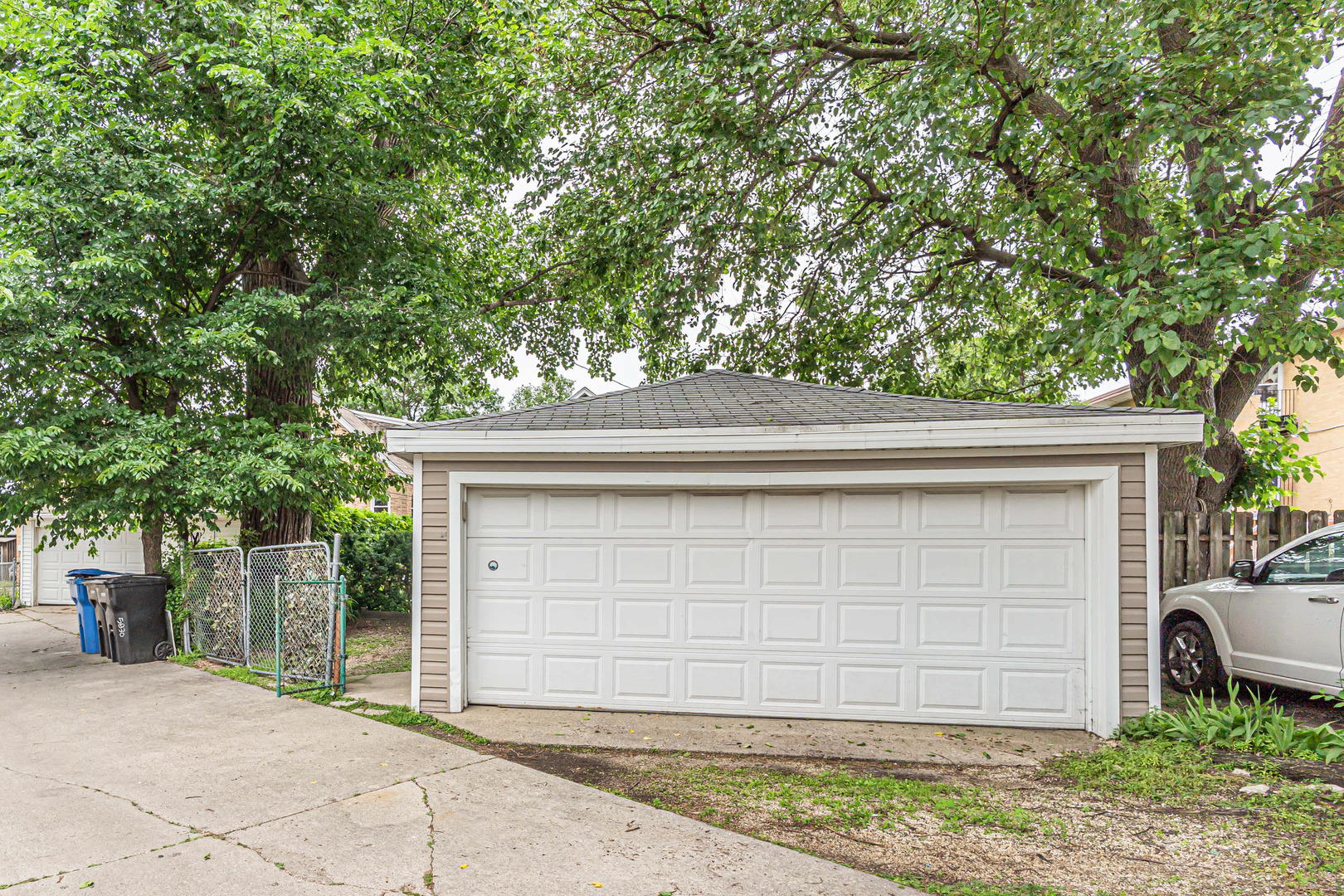 5830 N Nagle Avenue Property Photo 33
