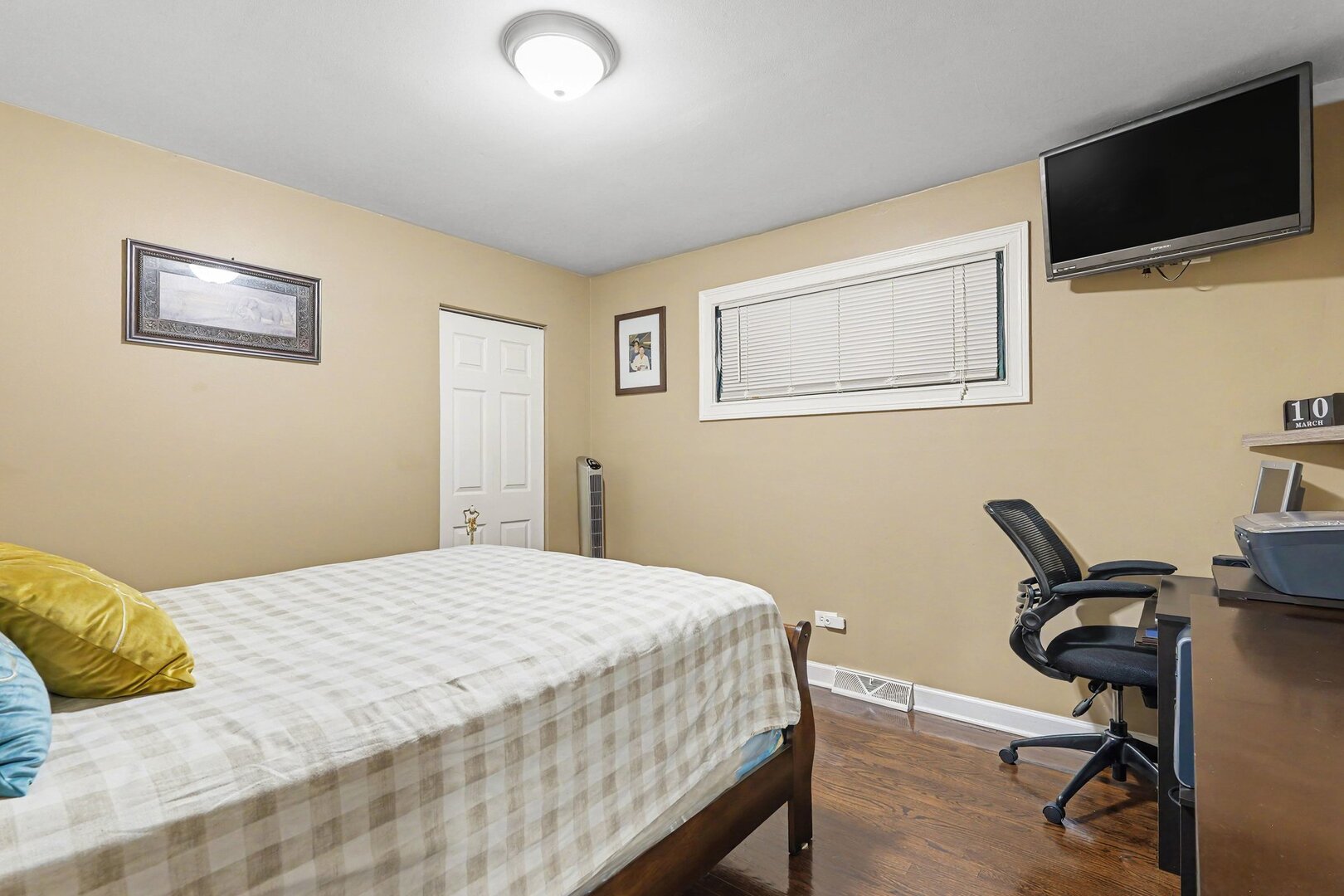 9002 S Parkside Avenue Property Photo 10