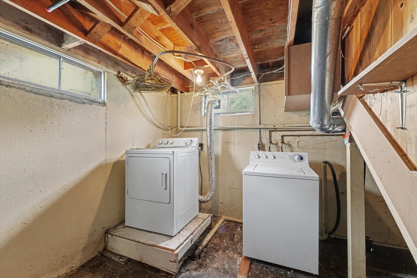 109 S Wood Street Property Photo 29