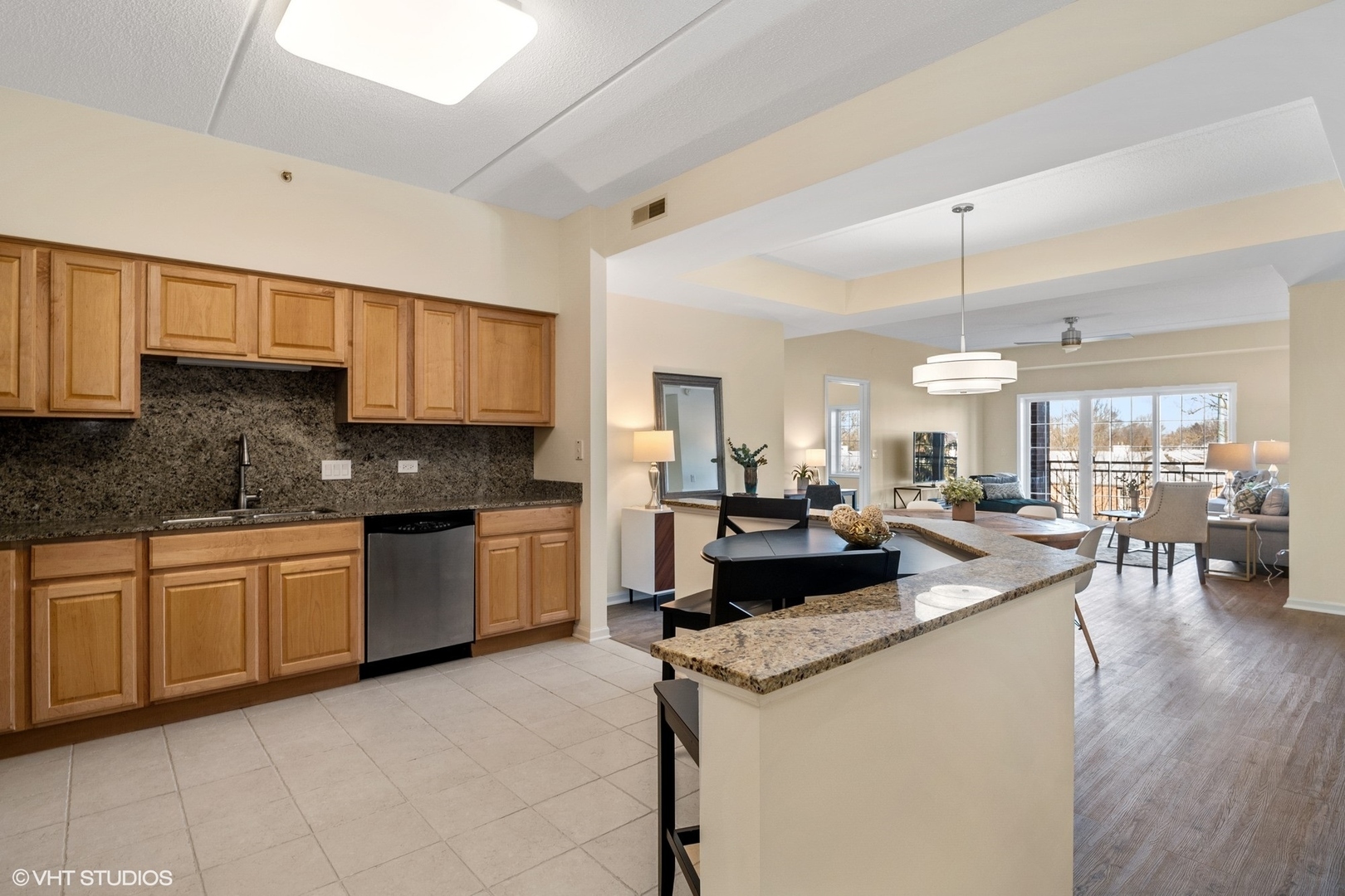 1479 N Milwaukee Avenue 308 Property Photo 2