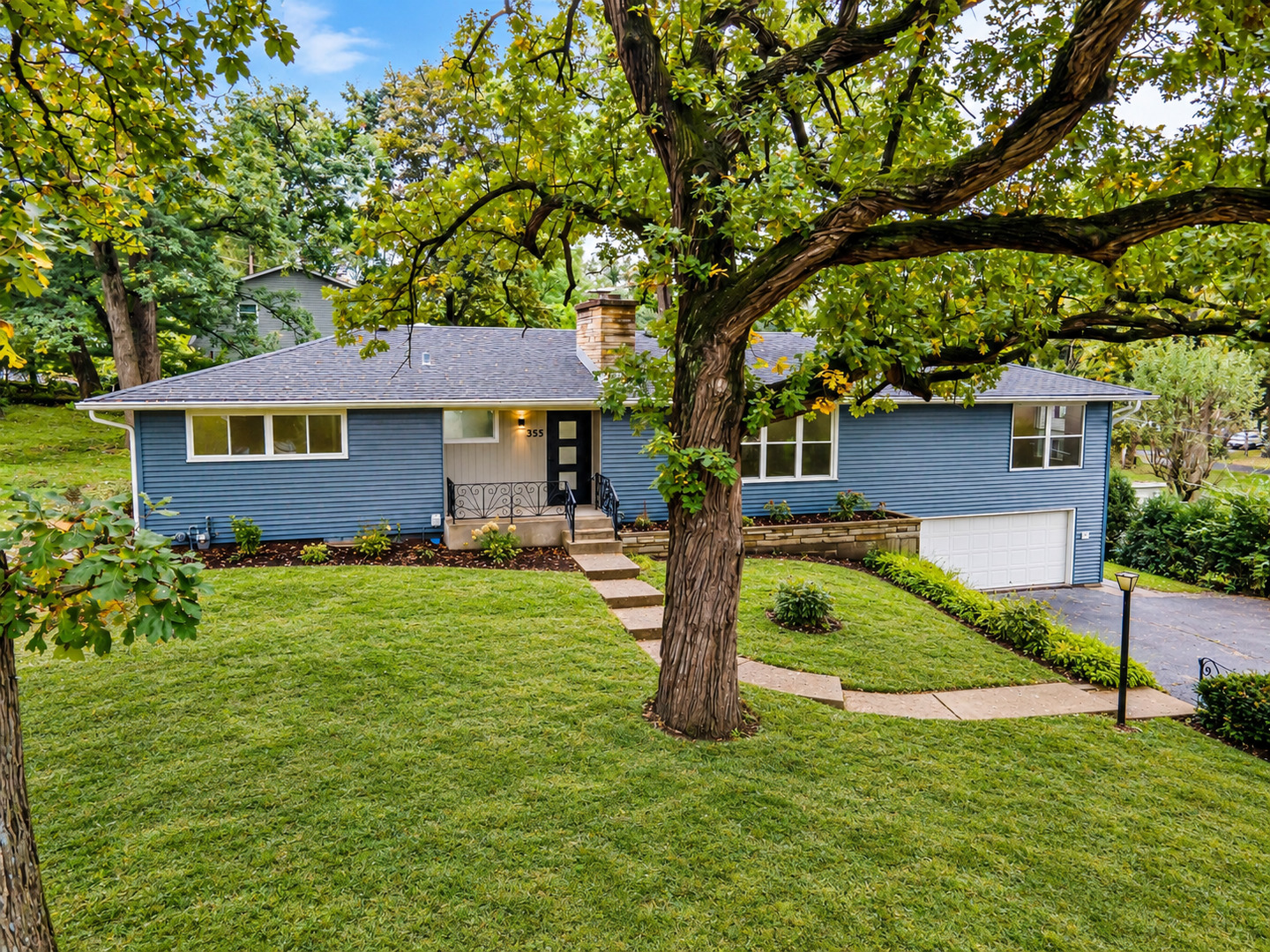 355 Hiawatha Drive Property Photo 1