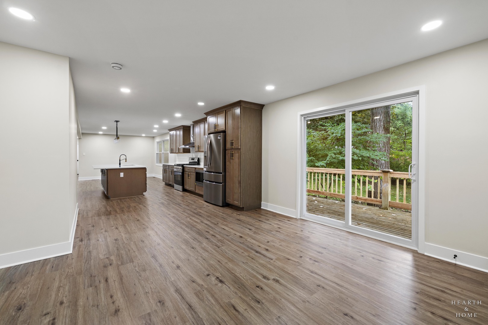 355 Hiawatha Drive Property Photo 13