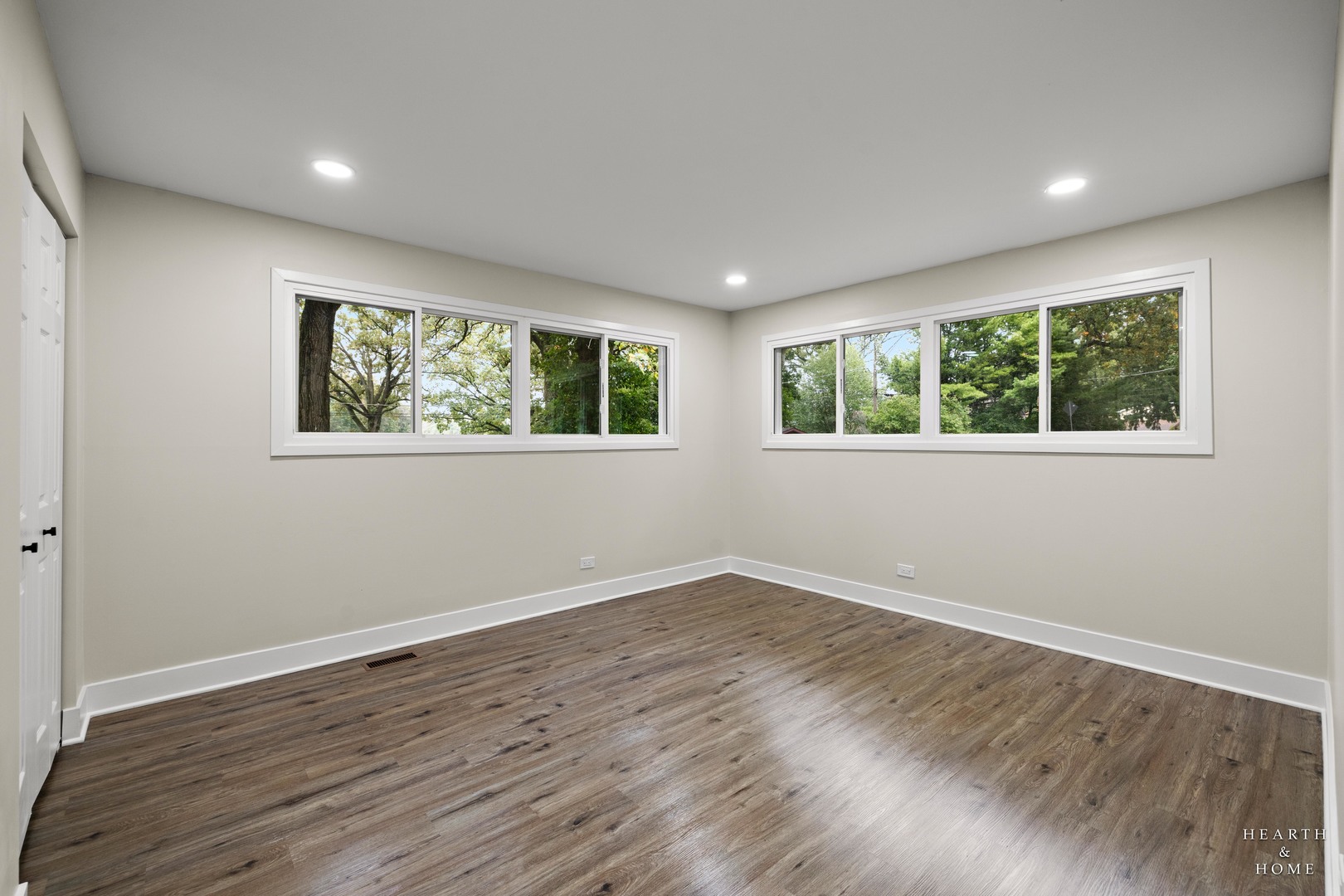 355 Hiawatha Drive Property Photo 22