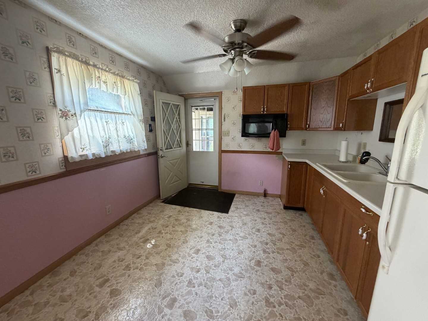 115 Valley Street Property Photo 2