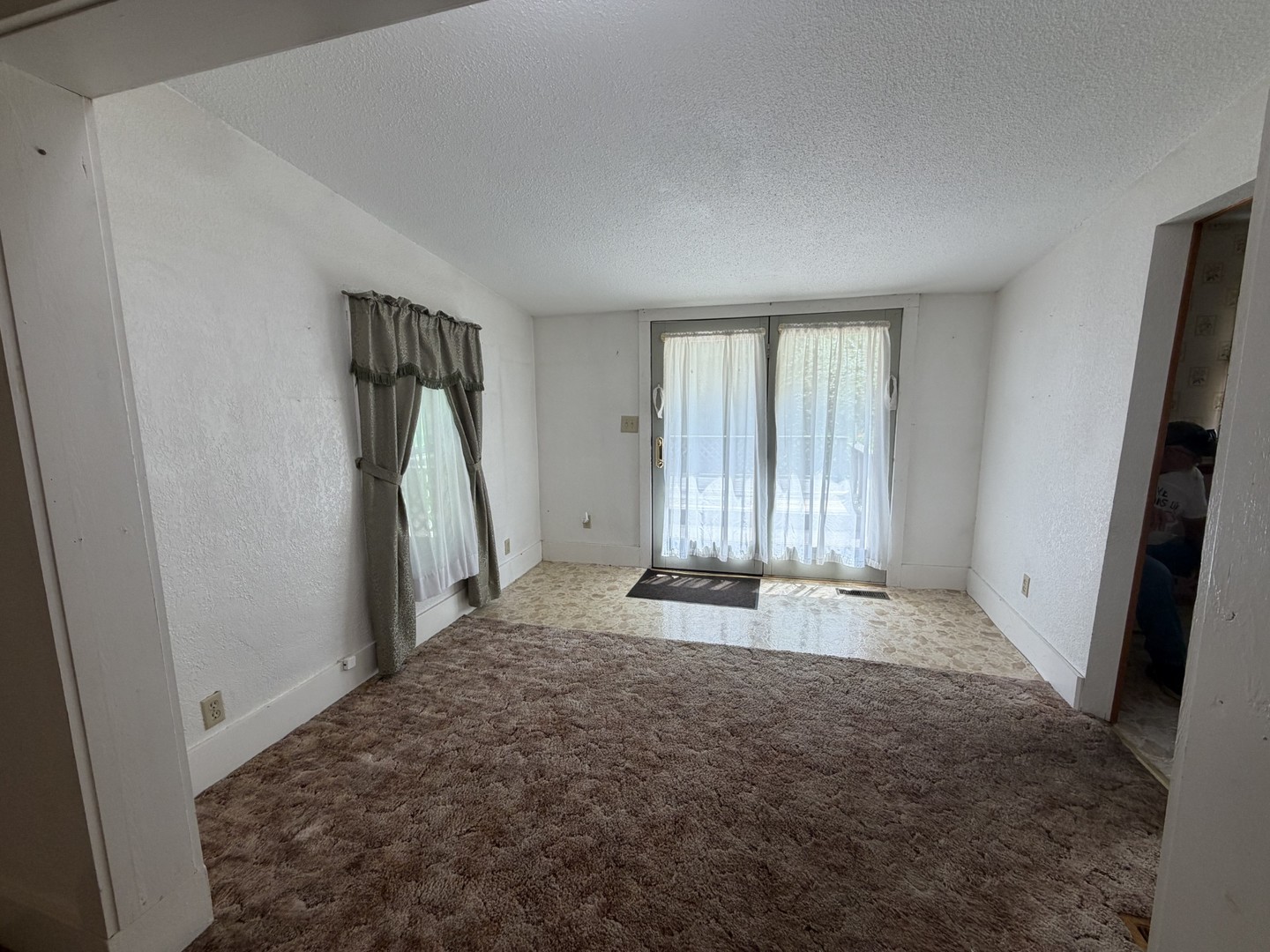 115 Valley Street Property Photo 7