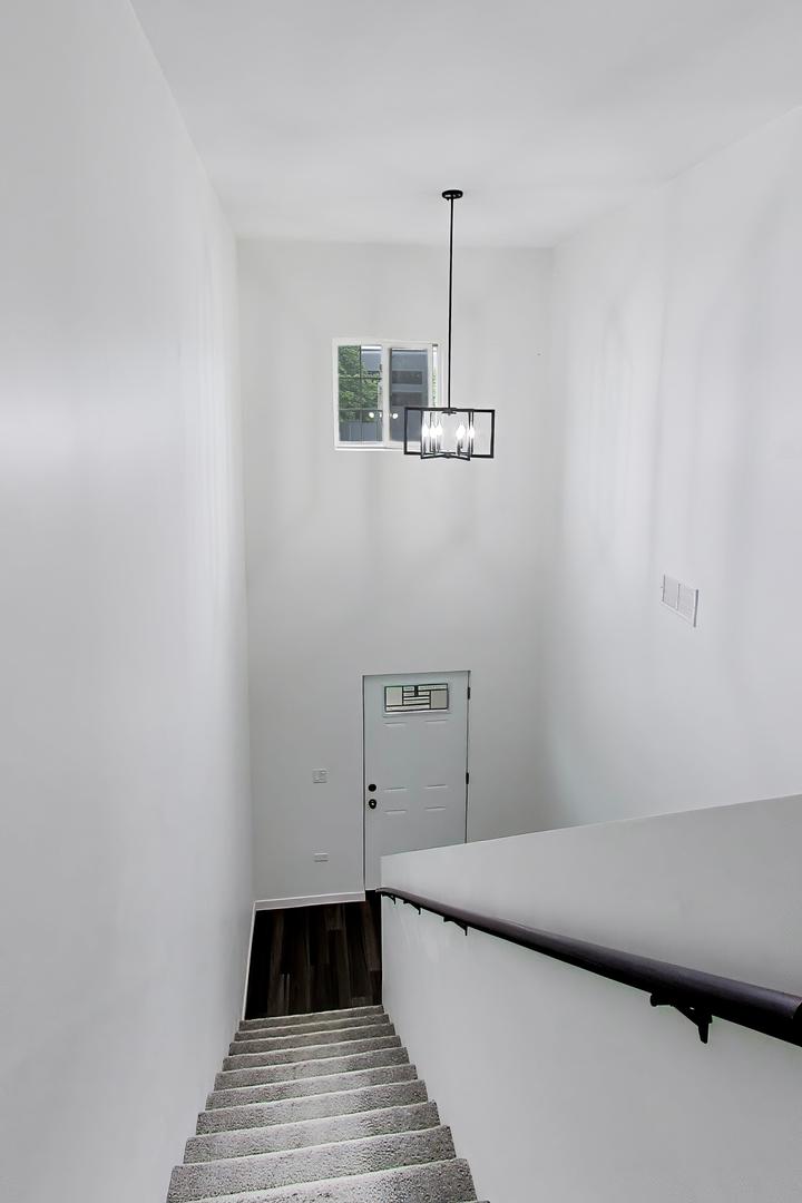 13723 S Springfield Avenue 1 Property Photo 4