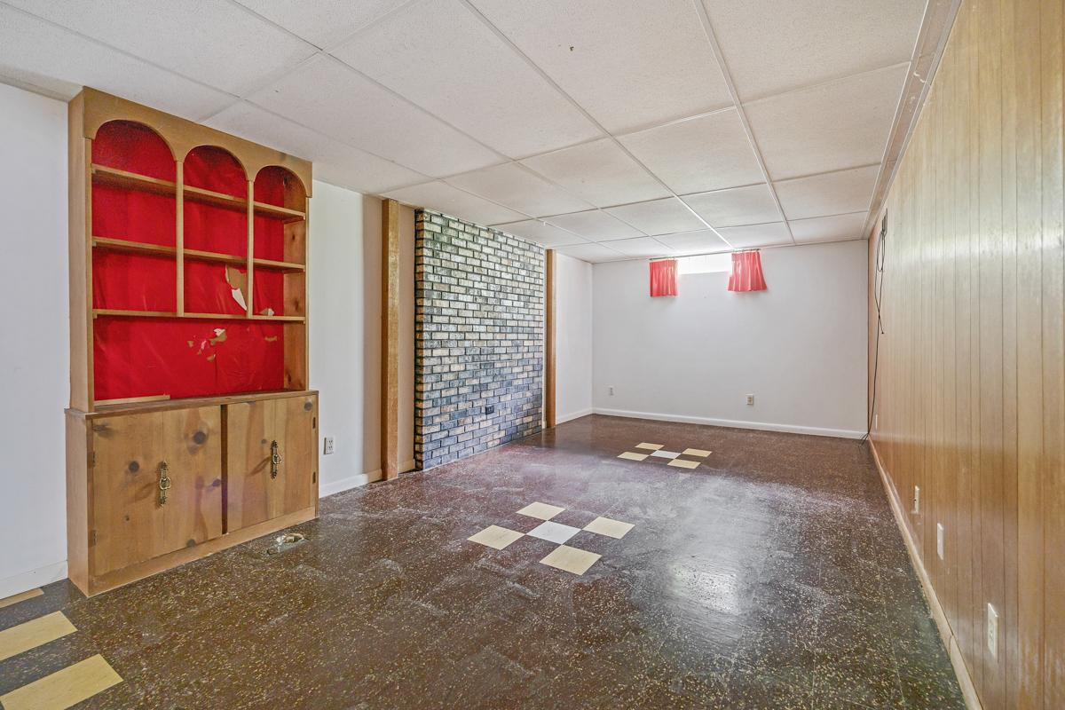 947 Diane Avenue Property Photo 15