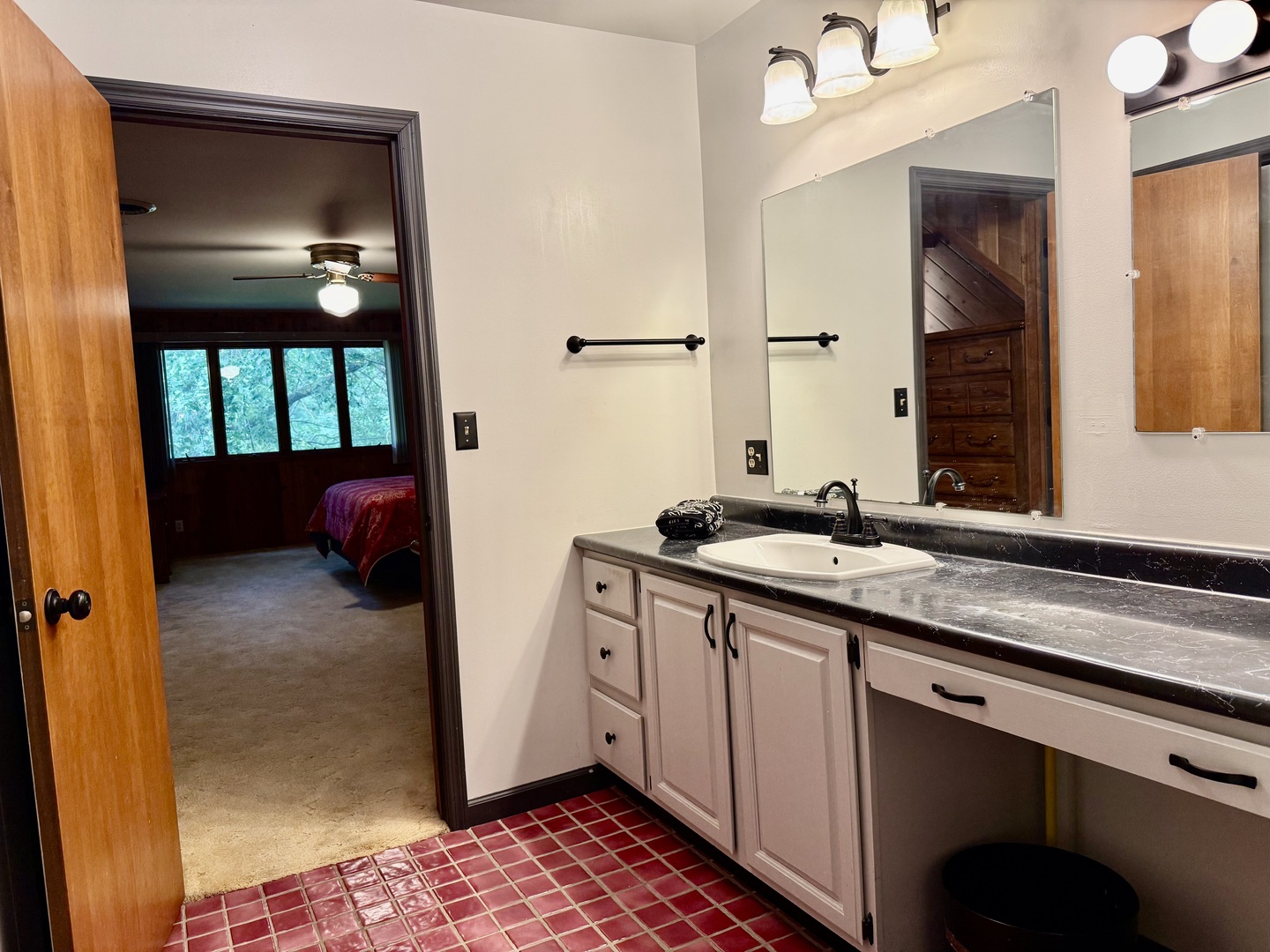 444 Garfield Avenue Property Photo 35