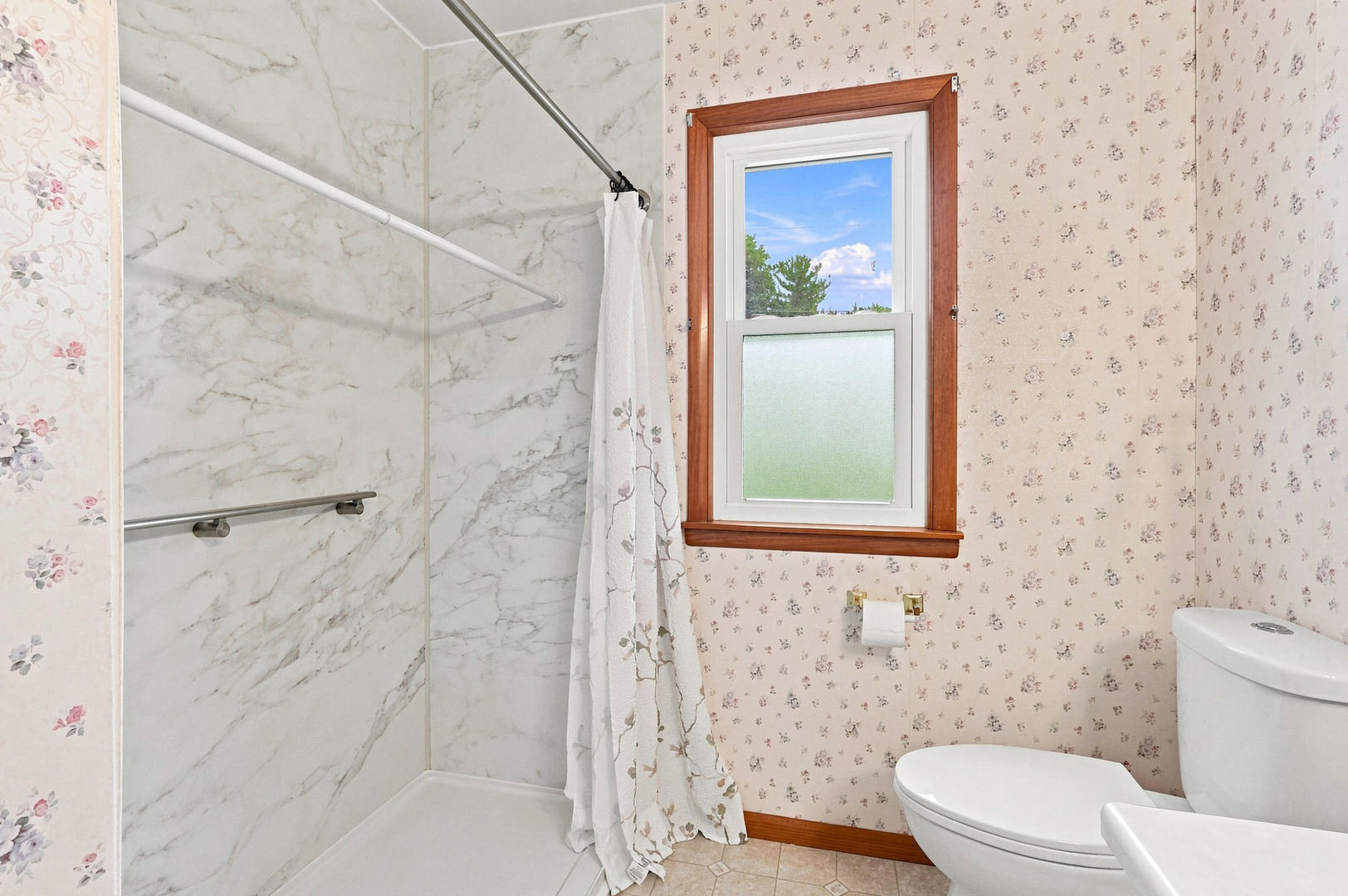 4131 N Linwood Avenue Property Photo 19