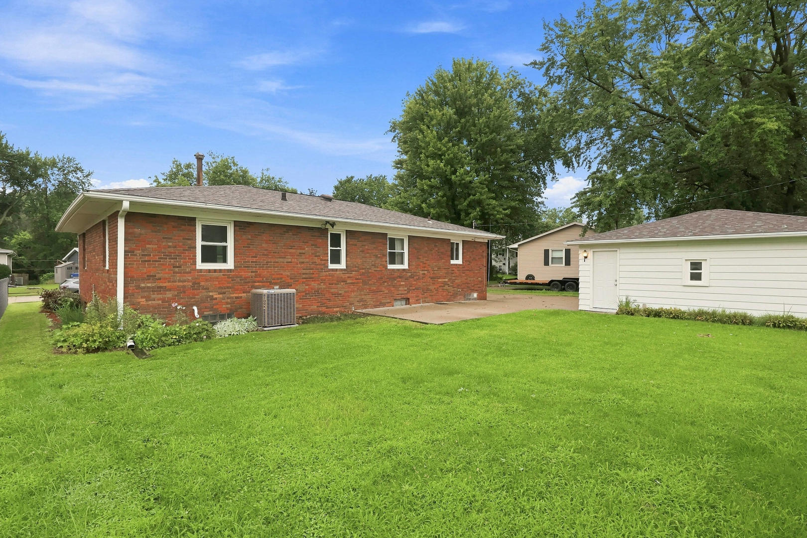 4131 N Linwood Avenue Property Photo 29