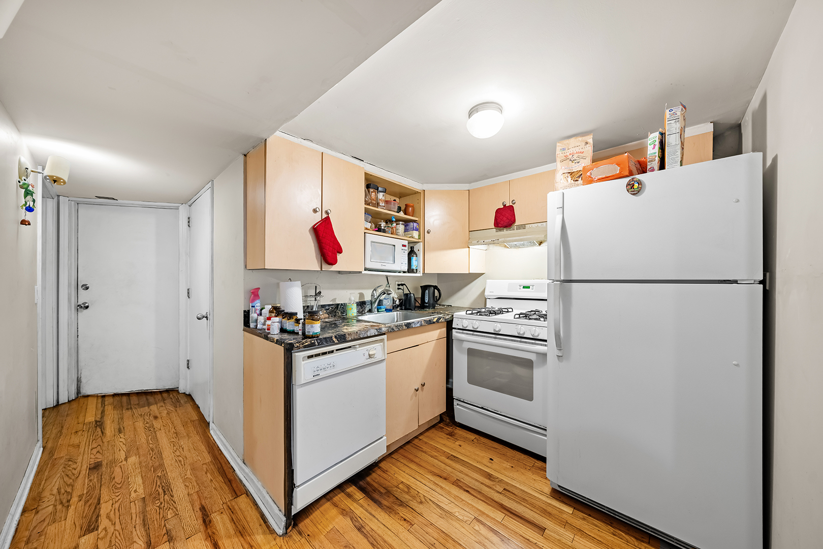 12732057 Property Photo 15