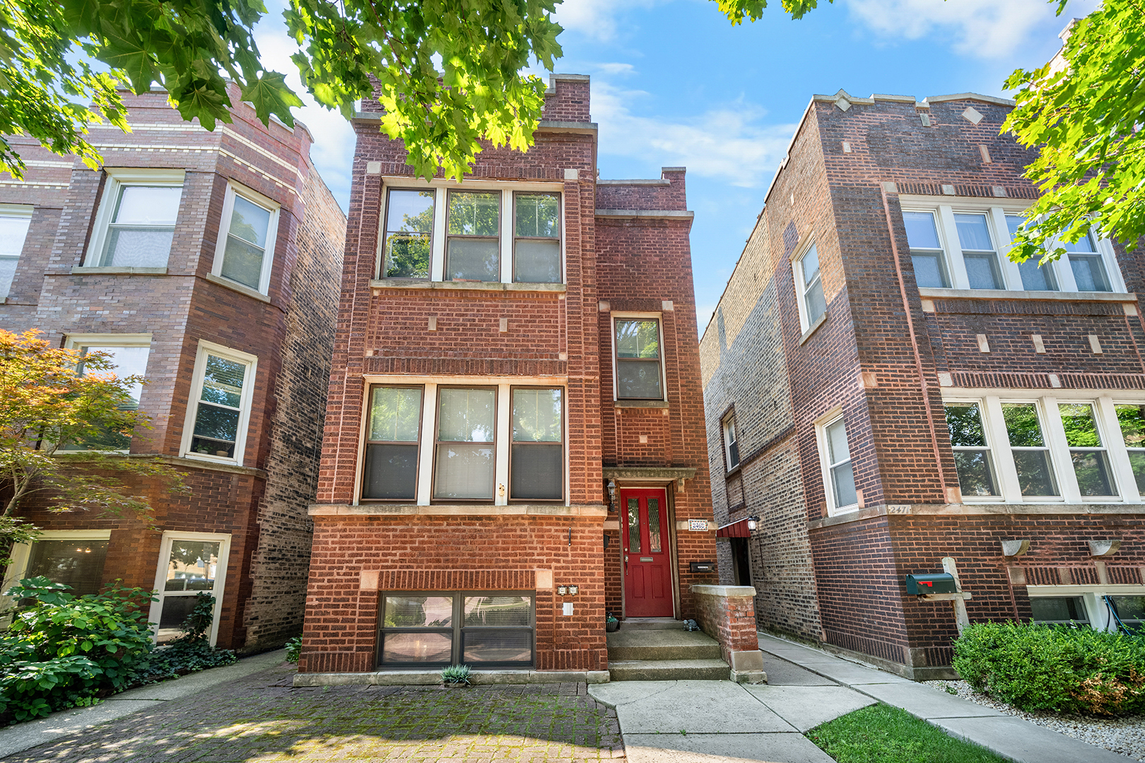 12732057 Property Photo 22