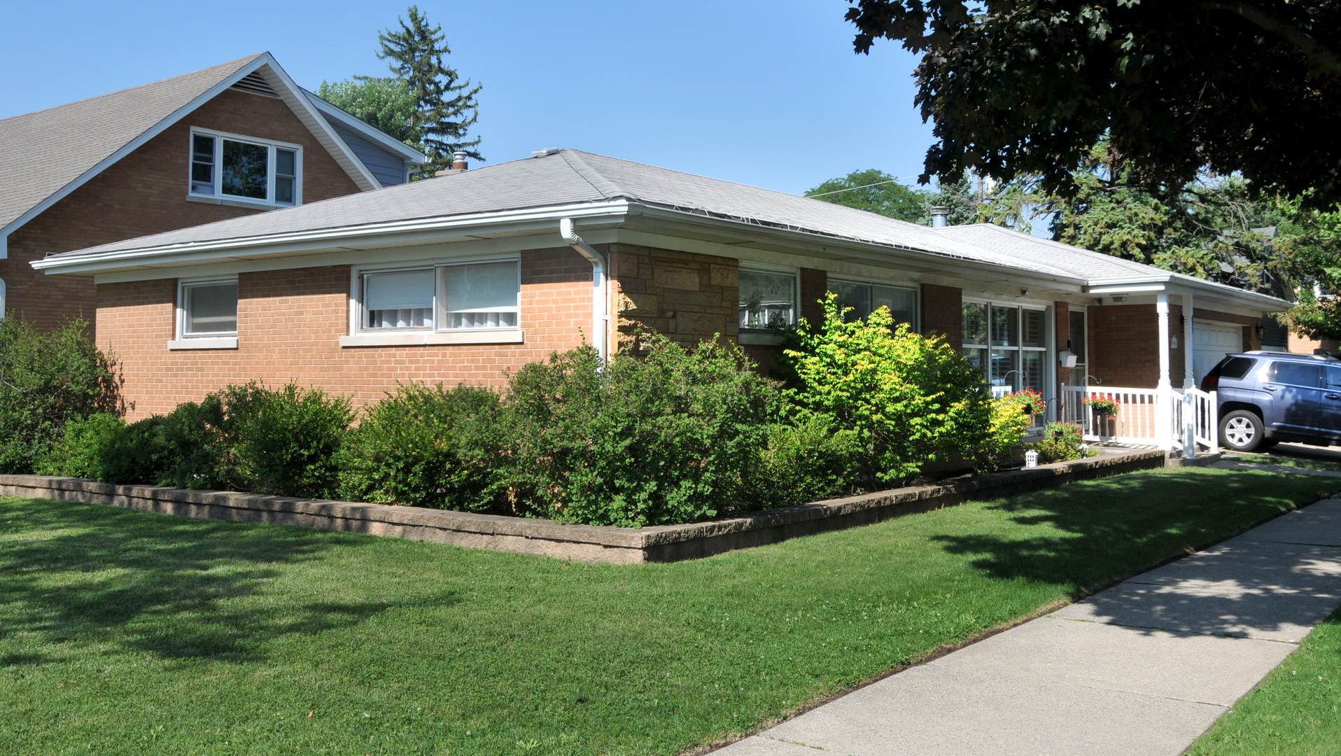1201 Raymond Avenue Property Photo 1