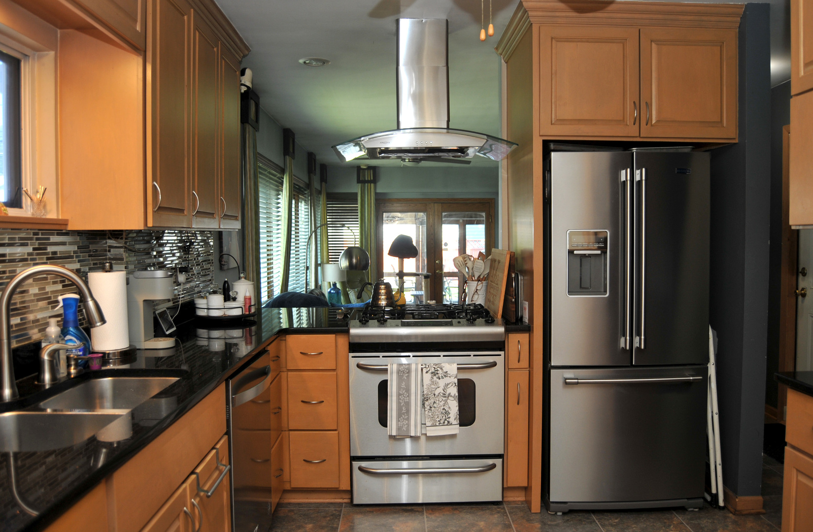 1201 Raymond Avenue Property Photo 4