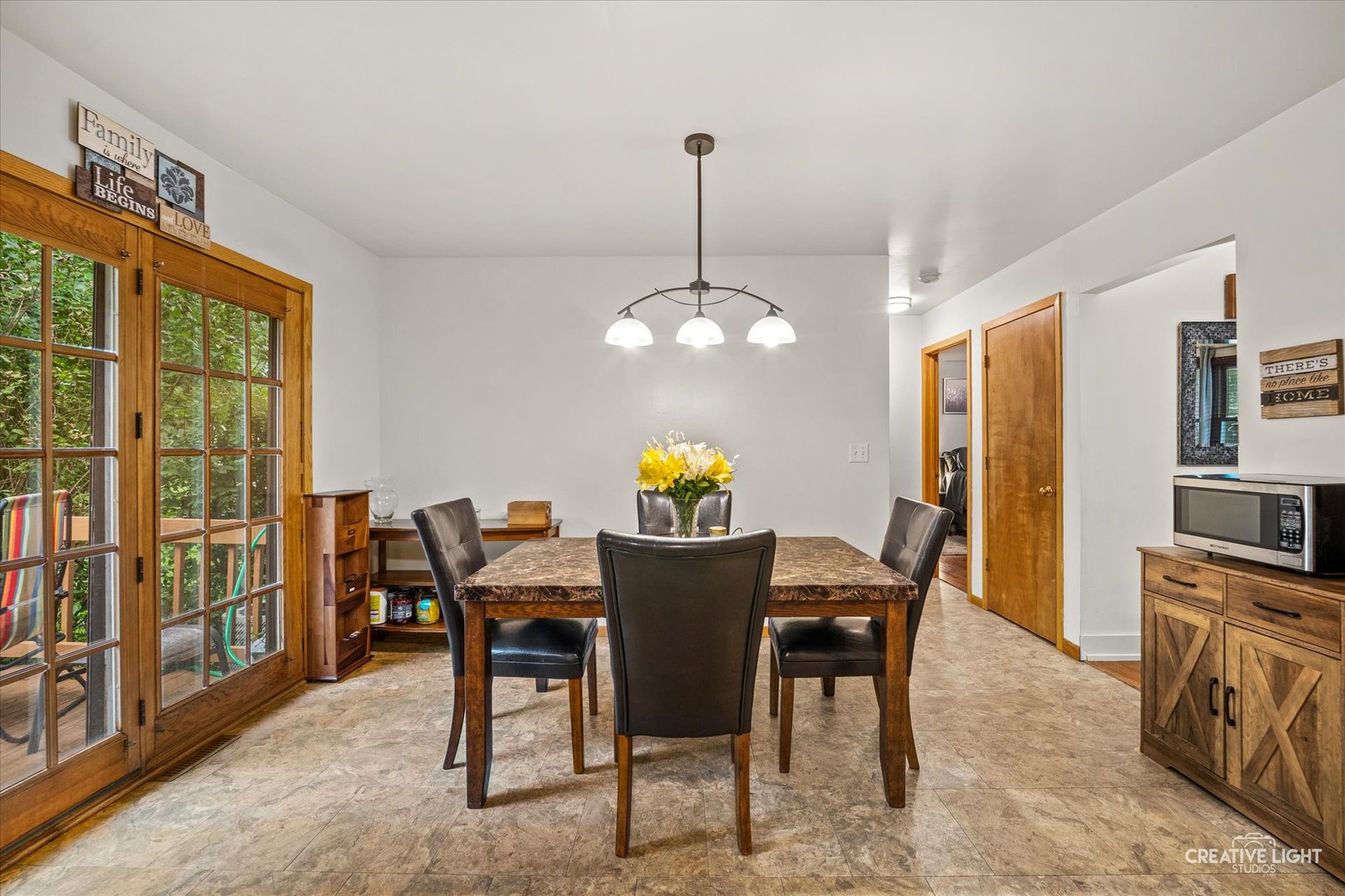 42 Lockman Circle Property Photo 6