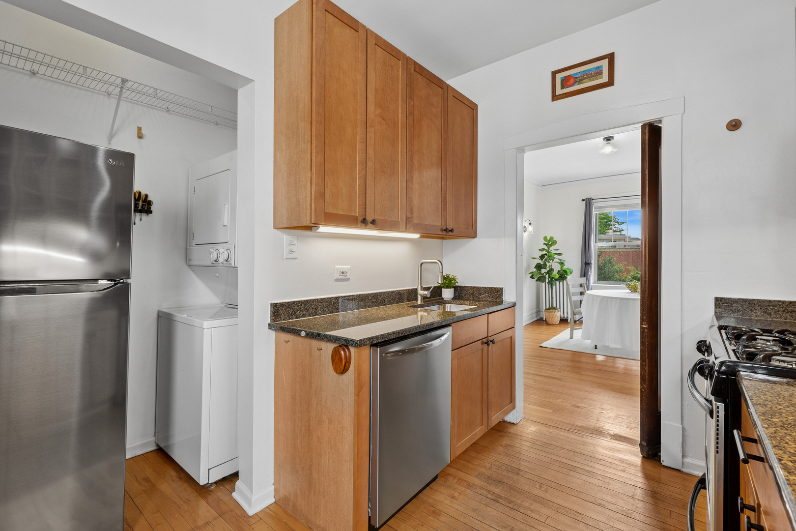 240 S Maple Avenue 3w Property Photo 15