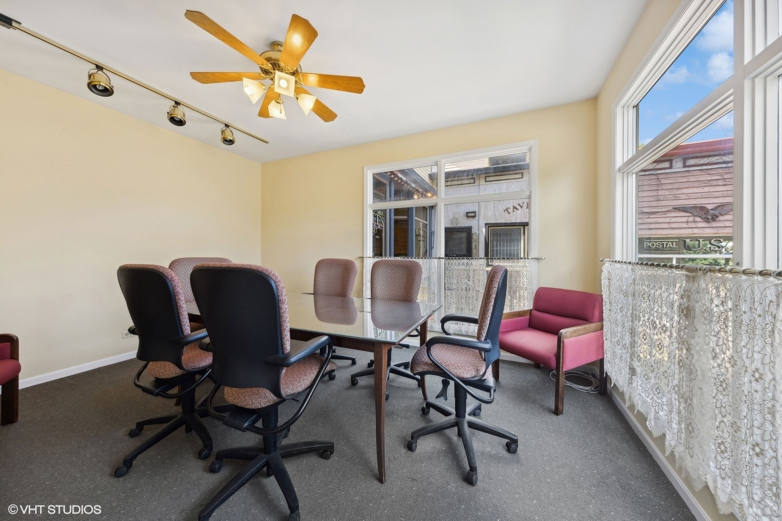 105 E Irving Park Road Property Photo 13