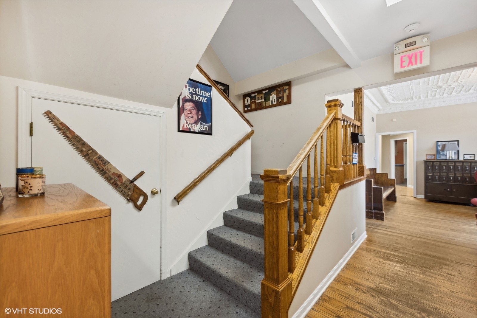 105 E Irving Park Road Property Photo 14