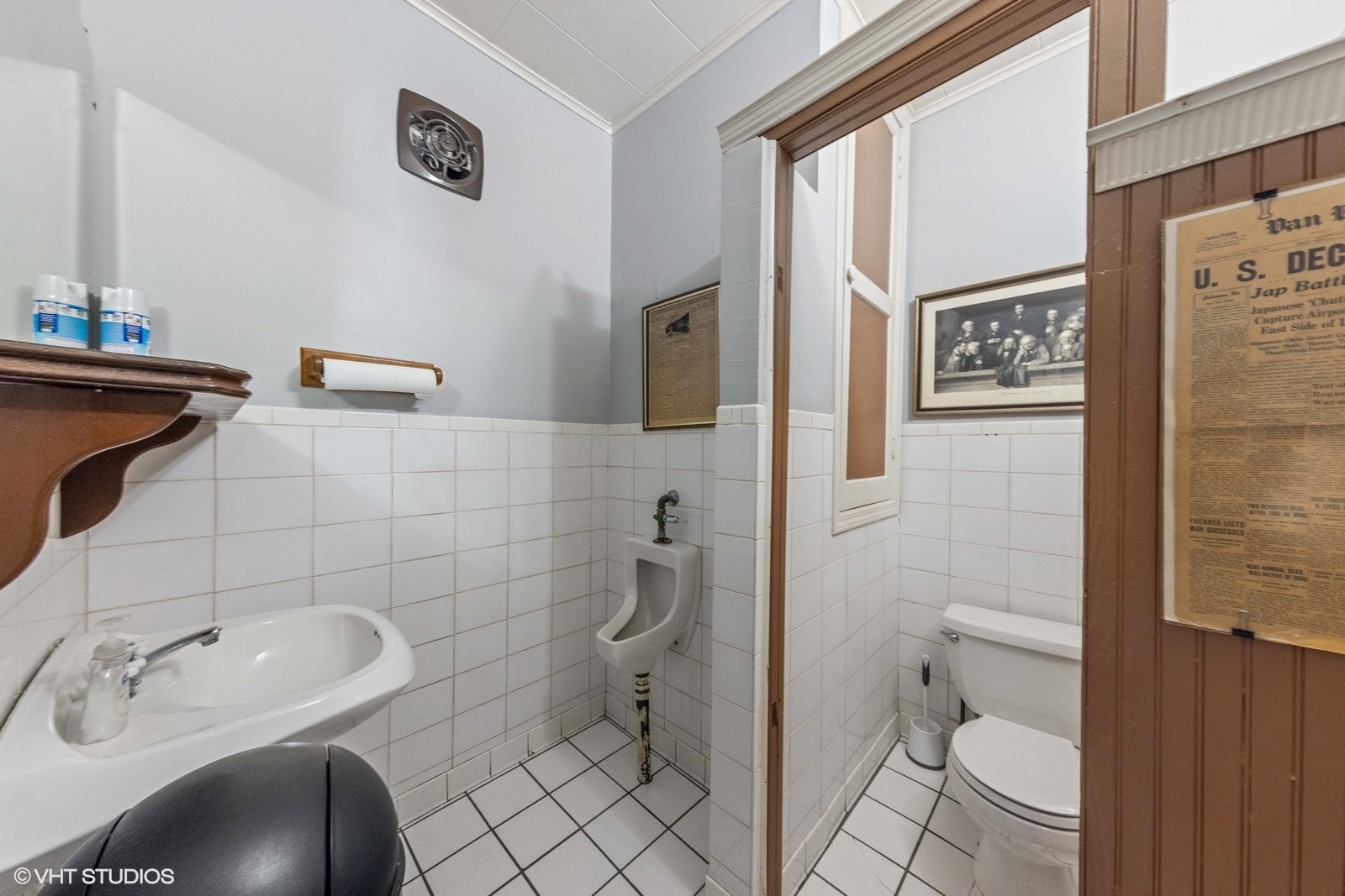 105 E Irving Park Road Property Photo 28