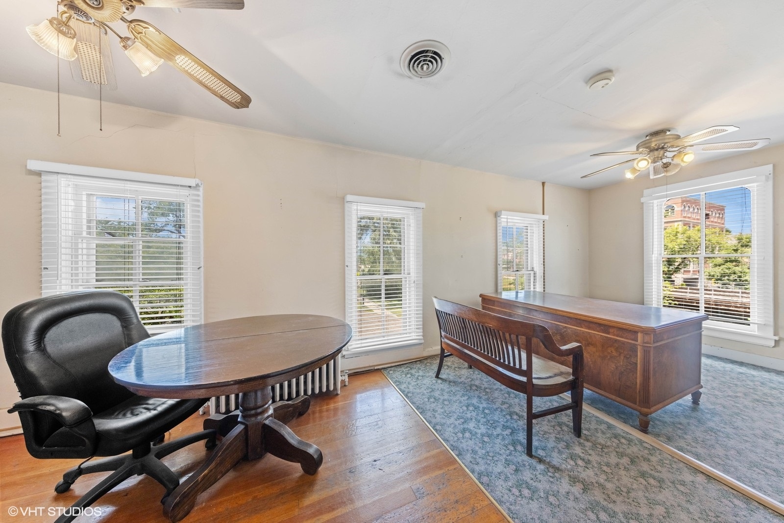 105 E Irving Park Road Property Photo 38
