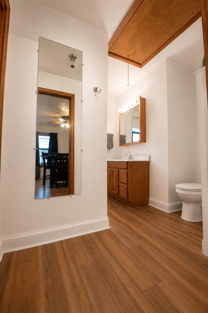 907 Cooper Street Property Photo 11