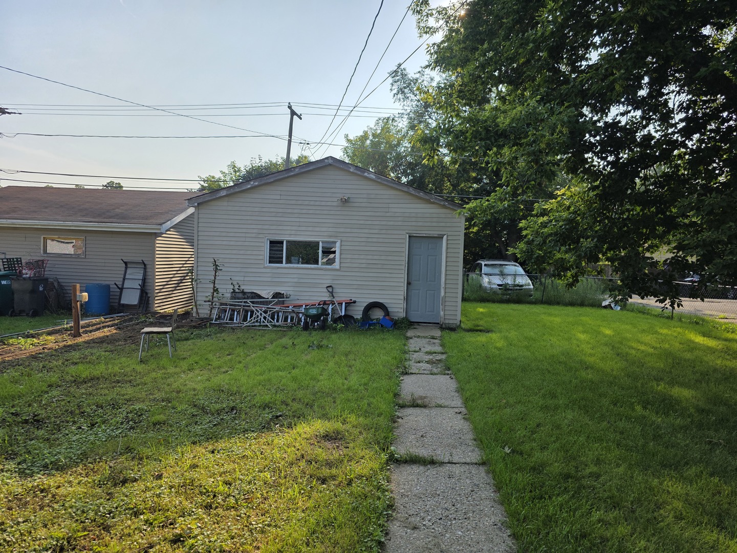 3221 Enoch Avenue Property Photo 2