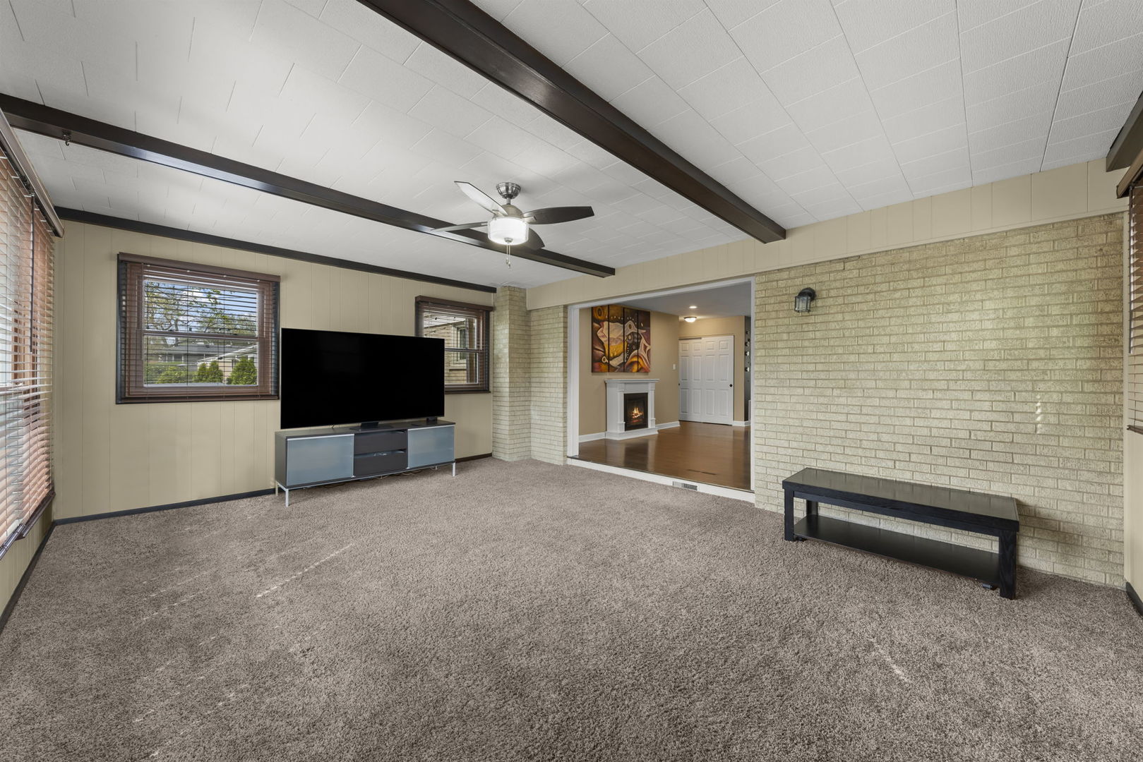 5818 Ridgewood Drive Property Photo 10