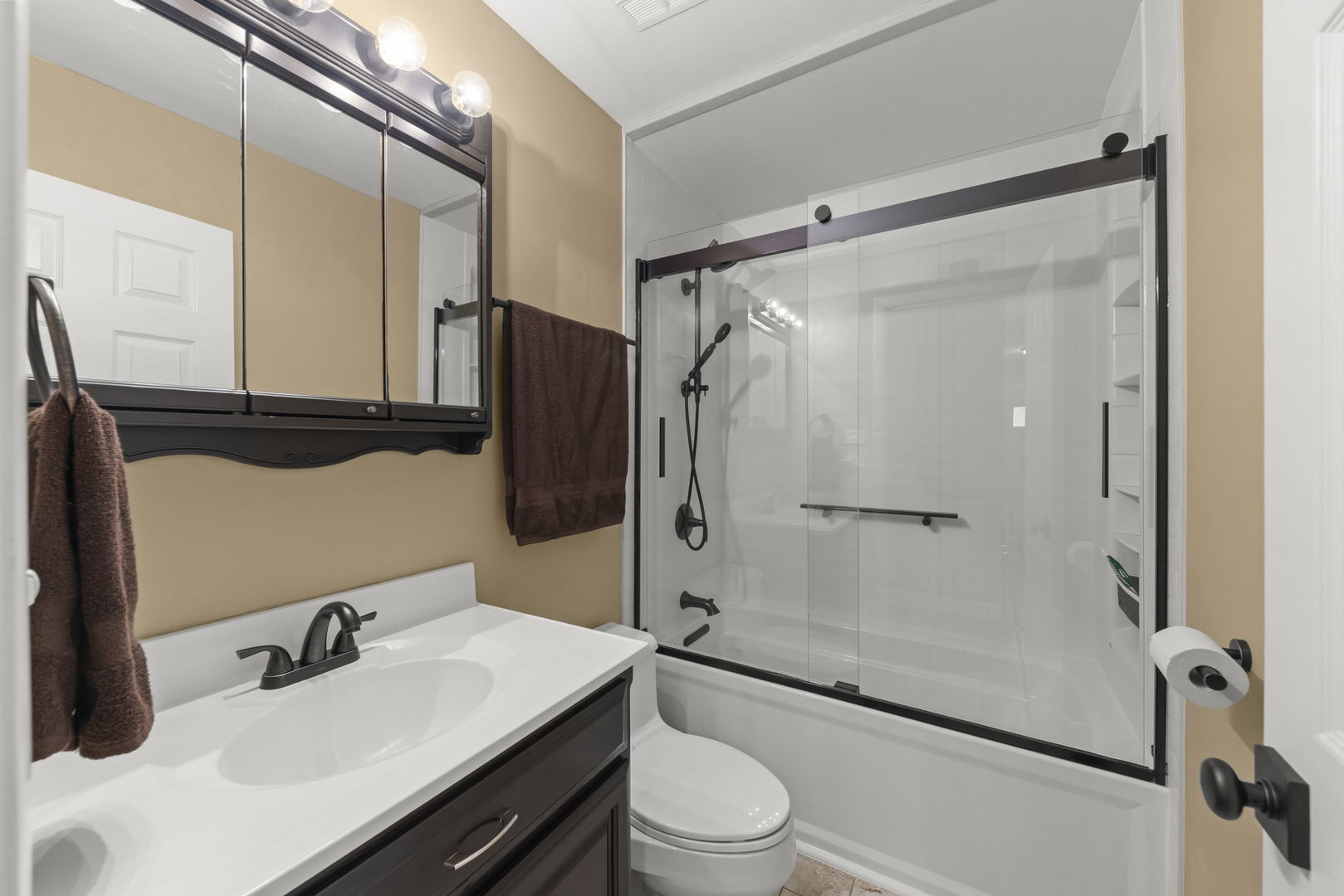 5818 Ridgewood Drive Property Photo 16