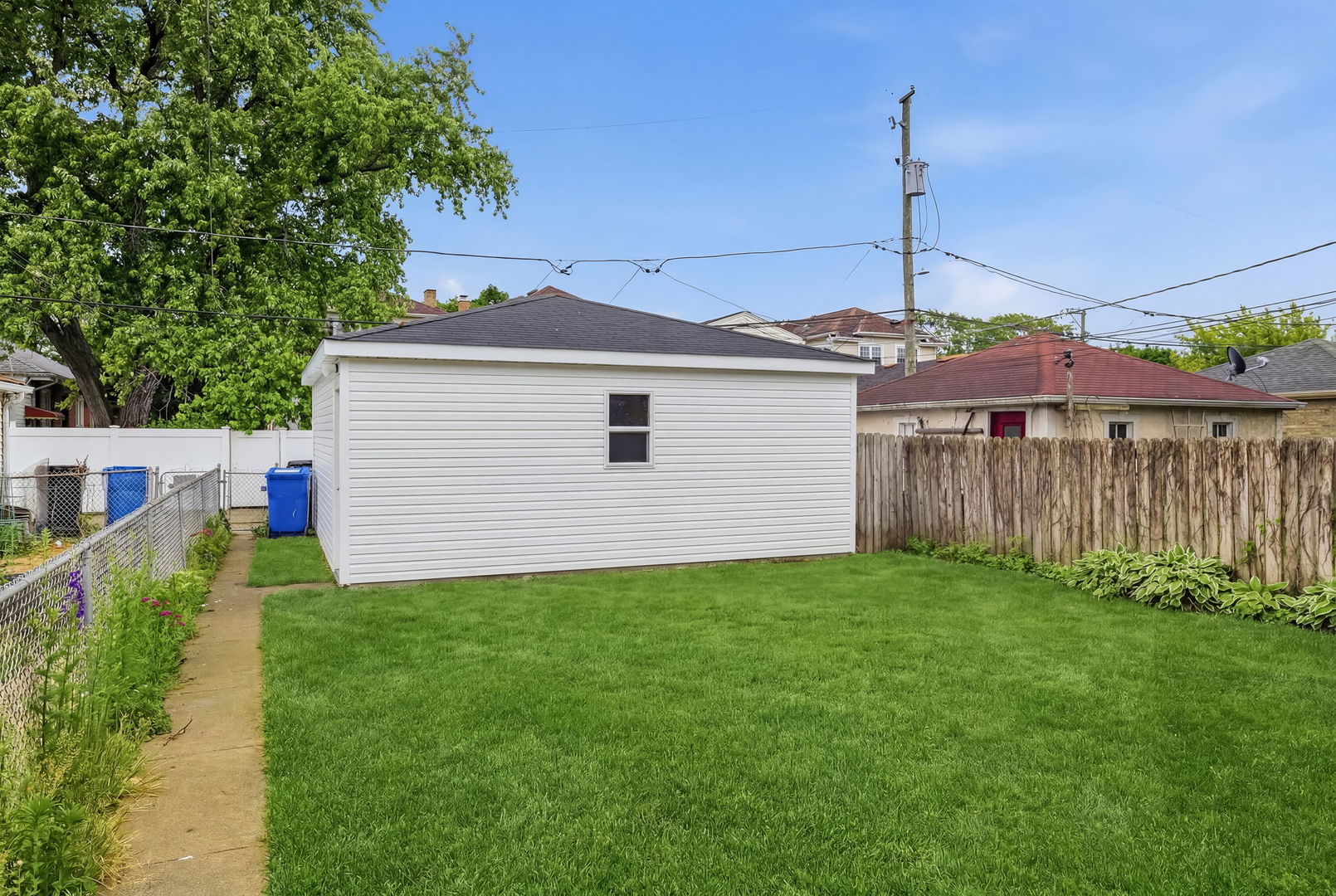 4431 N Marmora Avenue Property Photo 29
