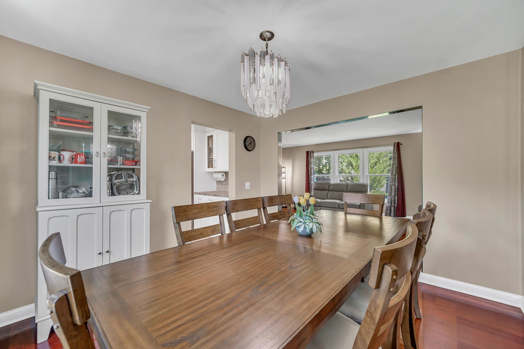 256 E Fox Hill Drive Property Photo 8