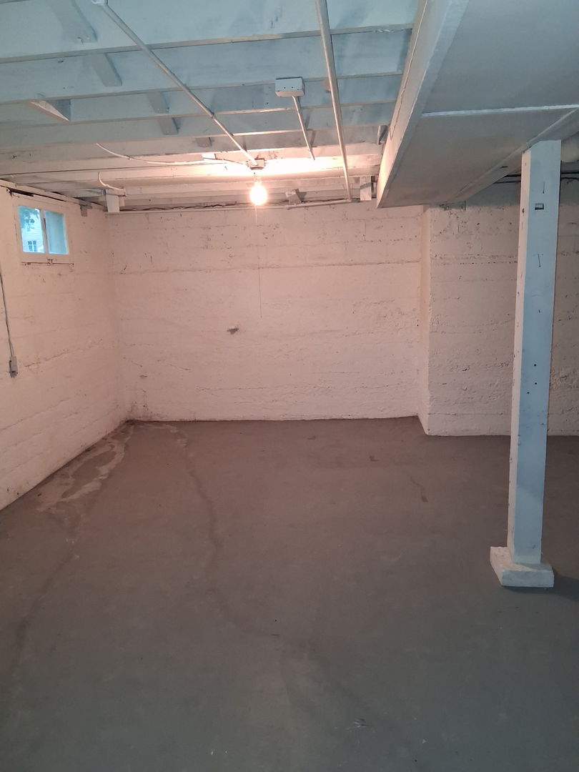 1104 N Jefferson Street Property Photo 14