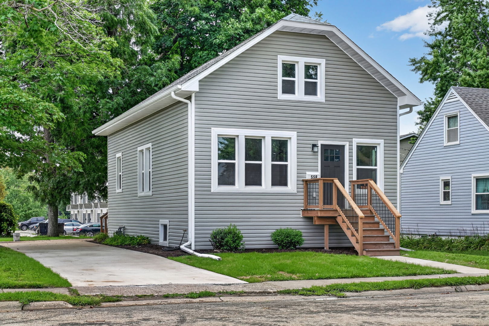 558 S 3rd Street Property Photo