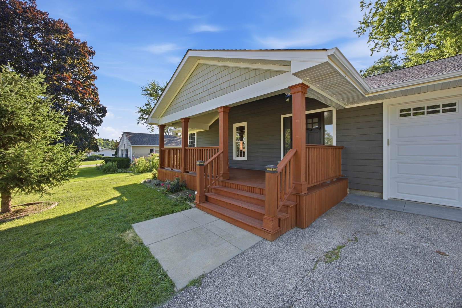 4220 Ponca Street Property Photo 1