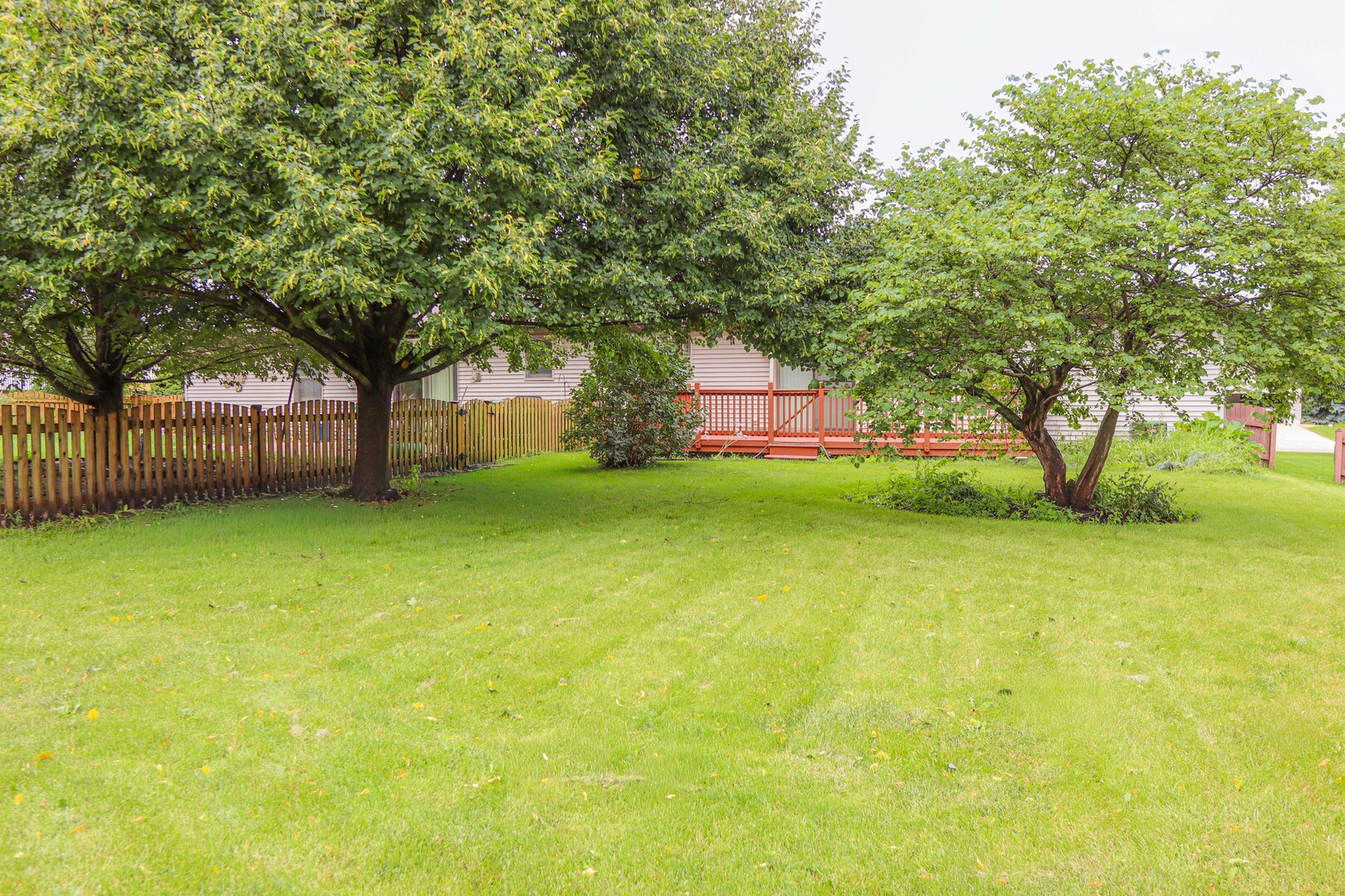 904 Harvest Trail B Property Photo 27