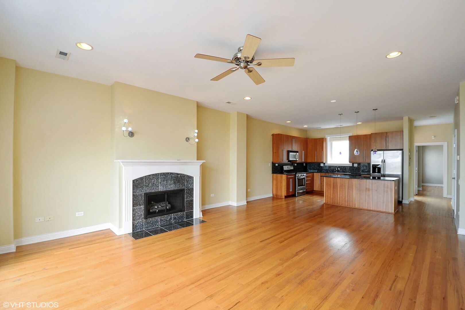 1355 W Washington Boulevard 6b Property Photo 5
