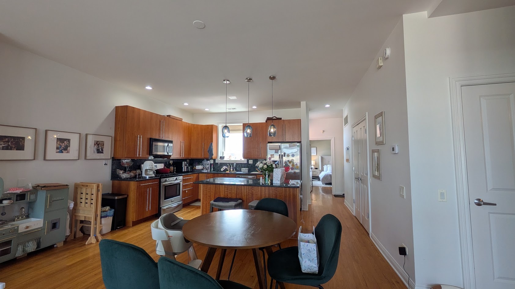1355 W Washington Boulevard 6b Property Photo 8