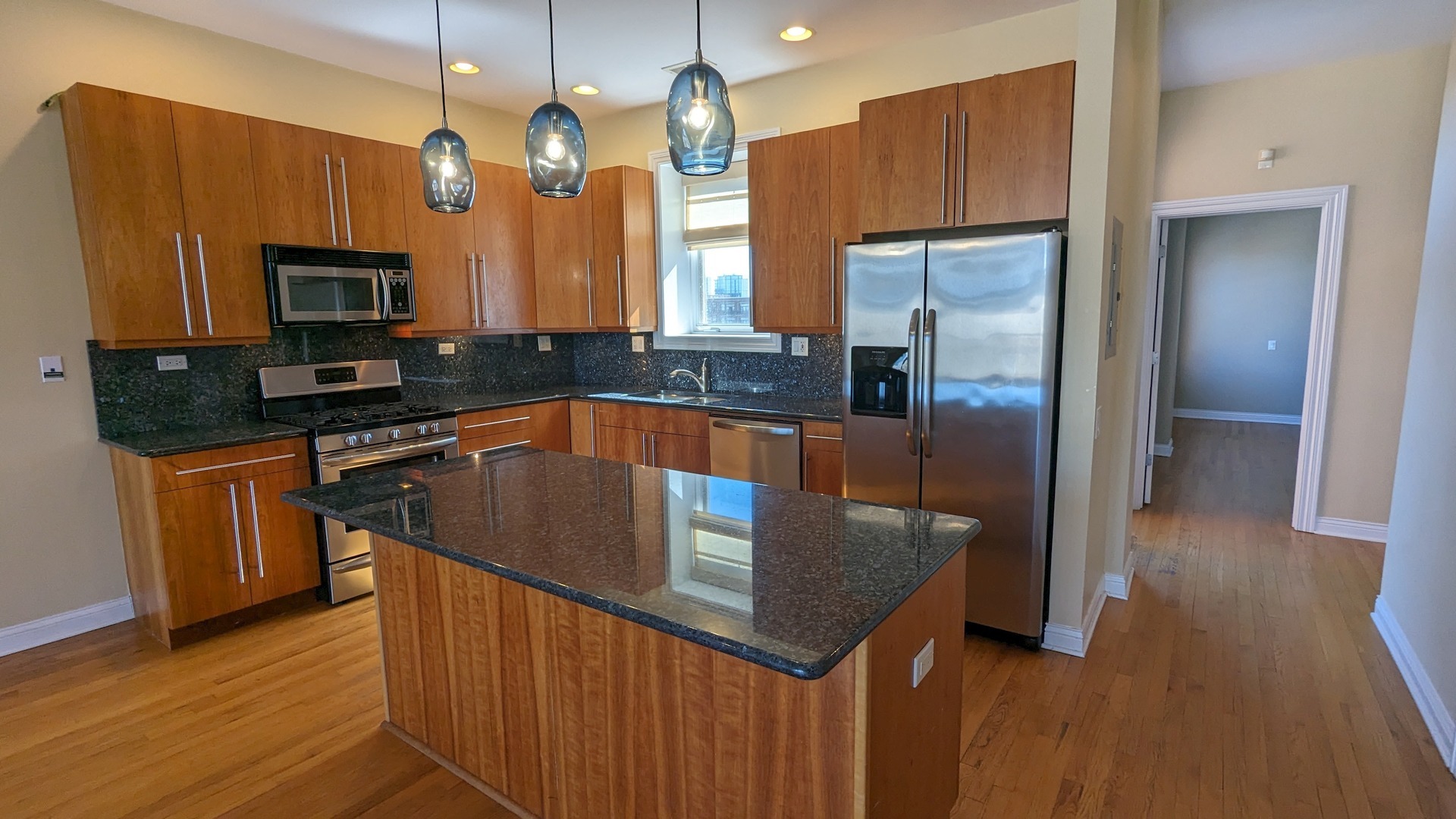 1355 W Washington Boulevard 6b Property Photo 10